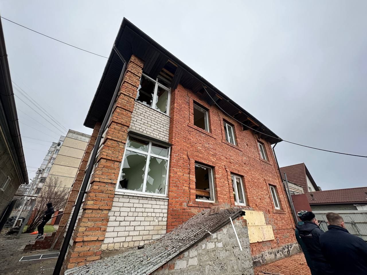 Власти подтвердили смерть одного человека при обстреле Белгородской области